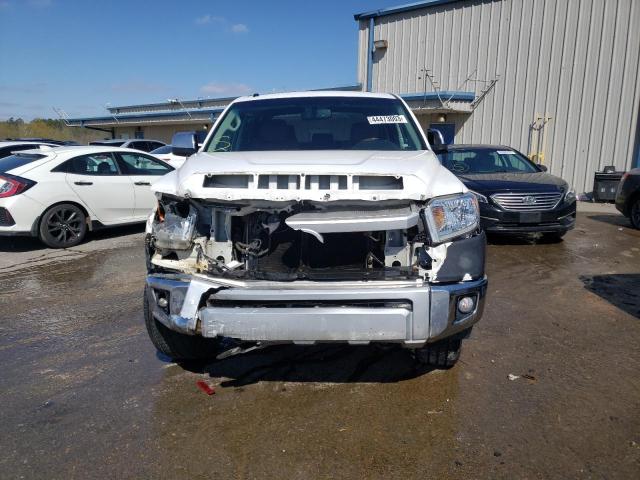 5TFAW5F17FX436165 - 2015 TOYOTA TUNDRA CREWMAX 1794 WHITE photo 5