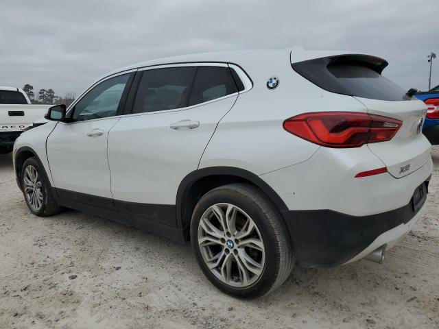 WBXYH9C08L5R35479 - 2020 BMW X2 SDRIVE28I WHITE photo 2