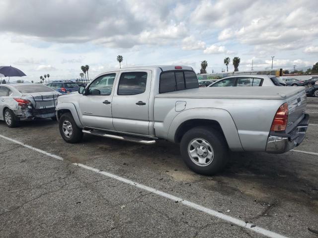 5TEKU72N07Z339544 - 2007 TOYOTA TACOMA DOUBLE CAB PRERUNNER LONG BED SILVER photo 2