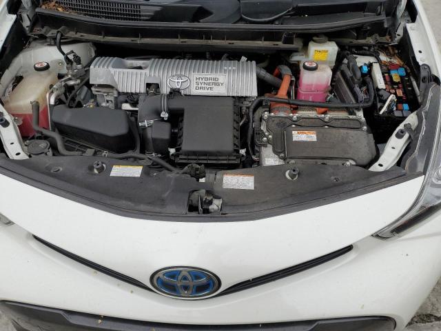 JTDZN3EU3HJ064609 - 2017 TOYOTA PRIUS V WHITE photo 11