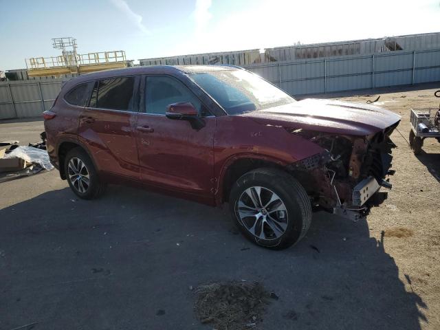 5TDHZRBH3MS534662 - 2021 TOYOTA HIGHLANDER XLE RED photo 4