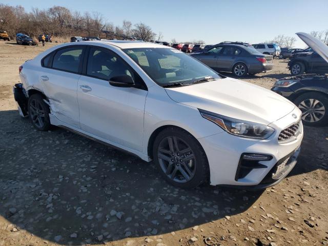 3KPF34AD9ME420198 - 2021 KIA FORTE GT LINE WHITE photo 4