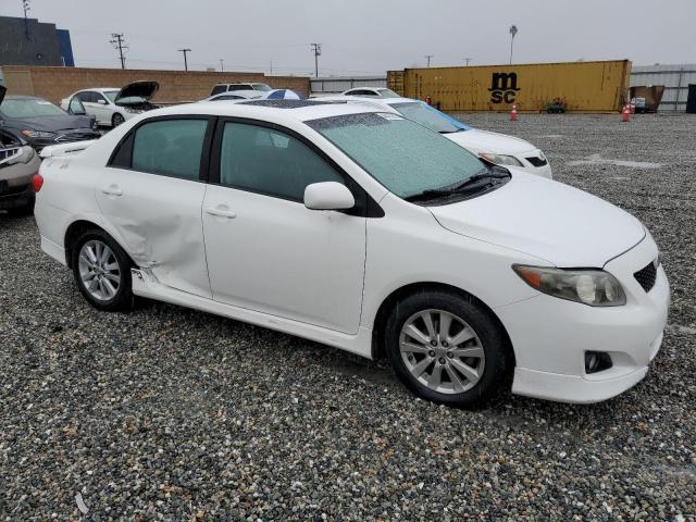 2T1BU4EE0AC491816 - 2010 TOYOTA COROLLA BASE WHITE photo 4
