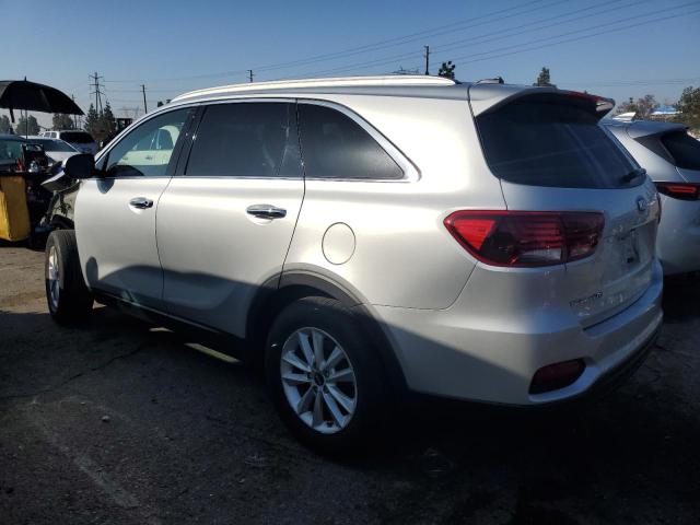 5XYPG4A38LG623682 - 2020 KIA SORENTO L SILVER photo 2