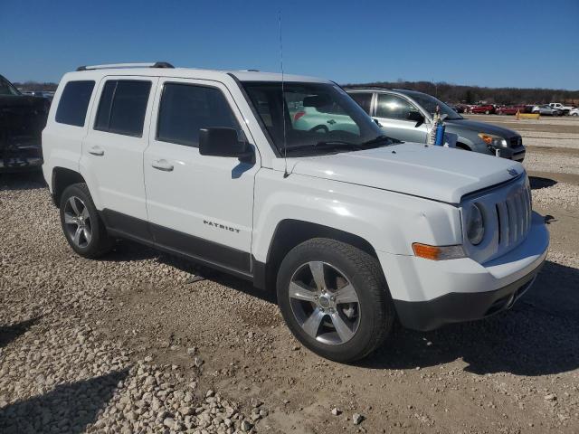 1C4NJRFB1GD545997 - 2016 JEEP PATRIOT LATITUDE WHITE photo 4