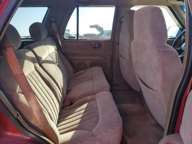 1GNCS13W52K125524 - 2002 CHEVROLET BLAZER MAROON photo 11