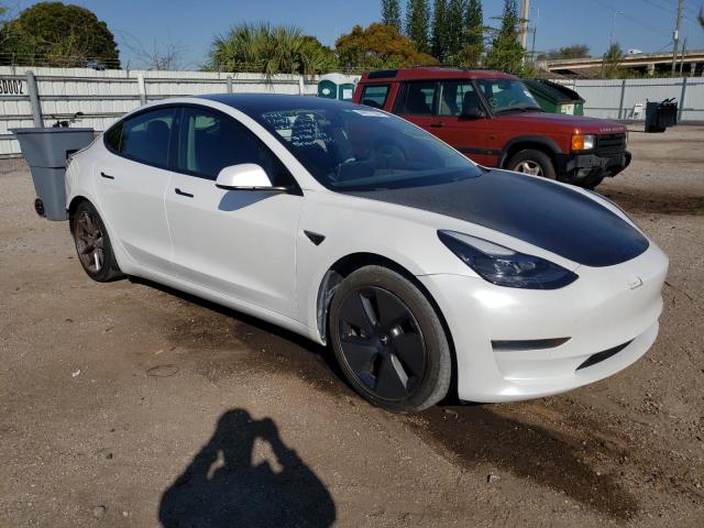 5YJ3E1EA5MF986459 - 2021 TESLA MODEL 3 WHITE photo 4