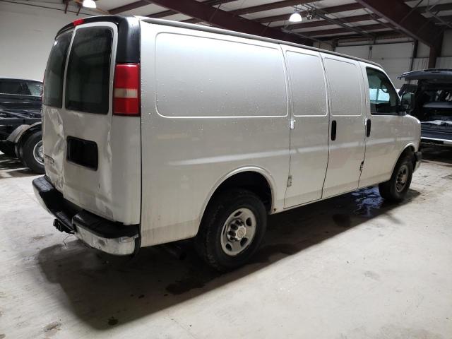 1GCWGFCAXD1104850 - 2013 CHEVROLET EXPRESS G2 WHITE photo 3