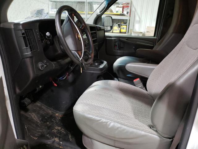 1GCWGFCAXD1104850 - 2013 CHEVROLET EXPRESS G2 WHITE photo 7