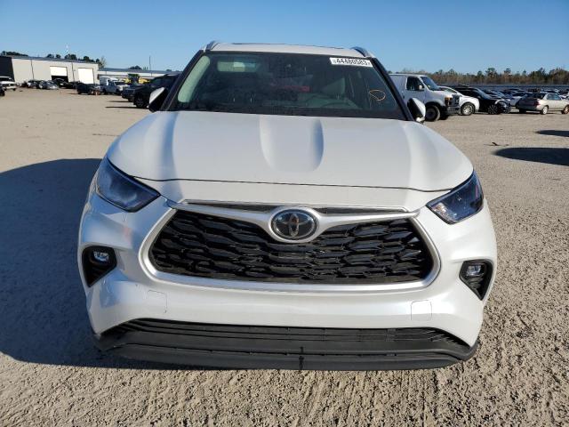 5TDGZRBH4NS200766 - 2022 TOYOTA HIGHLANDER XLE WHITE photo 5
