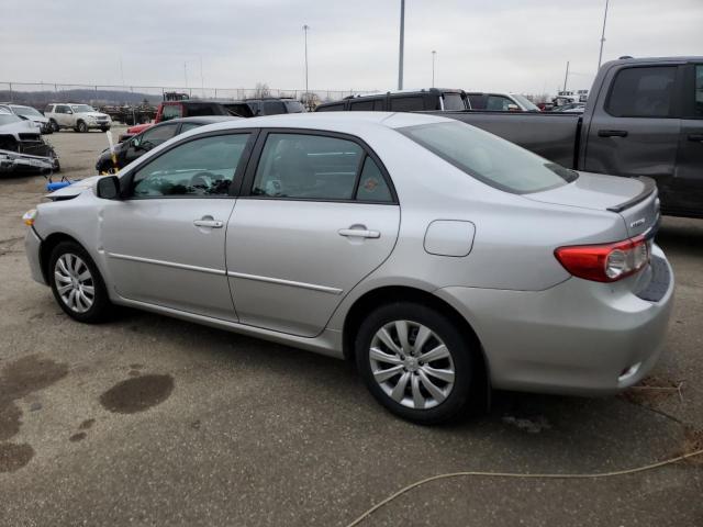 2T1BU4EE9CC886970 - 2012 TOYOTA COROLLA BASE SILVER photo 2