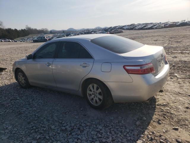 4T1BK46KX8U069135 - 2008 TOYOTA CAMRY LE SILVER photo 2