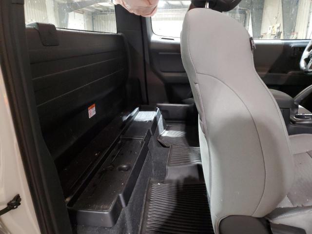 5TFSX5EN5JX059706 - 2018 TOYOTA TACOMA ACCESS CAB WHITE photo 10