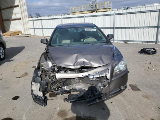 1G1ZE5E17BF220543 - 2011 CHEVROLET MALIBU LTZ ნაცრისფერი ფოტო 5