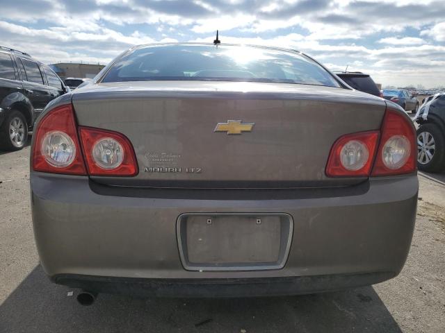 1G1ZE5E17BF220543 - 2011 CHEVROLET MALIBU LTZ ნაცრისფერი ფოტო 6