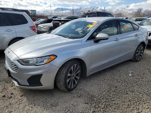 3FA6P0T95KR260967 - 2019 FORD FUSION SE SILVER photo 1