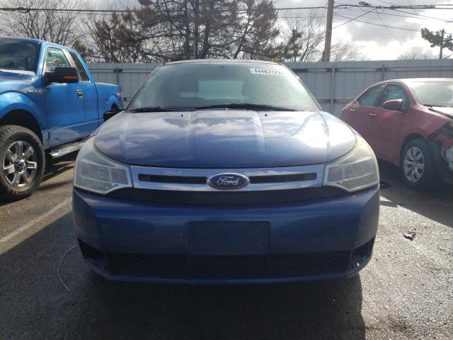 1FAHP32N98W165522 - 2008 FORD FOCUS S/SE BLUE photo 5