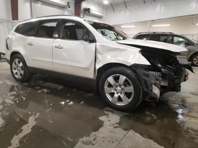 1GNKVLED1CJ135789 - 2012 CHEVROLET TRAVERSE LTZ WHITE photo 4