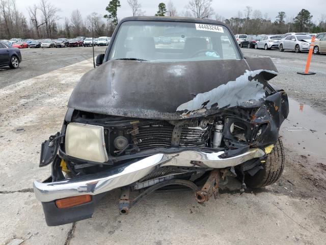 4TANL42N6XZ428363 - 1999 TOYOTA TACOMA BLACK photo 5