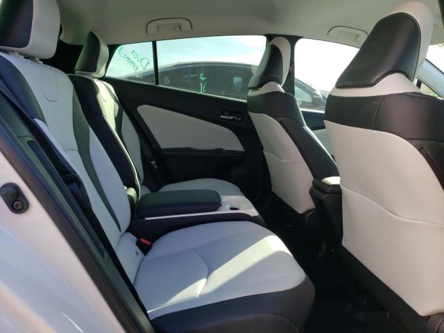 JTDKARFP9H3025746 - 2017 TOYOTA PRIUS PRIM 白色 照片 10