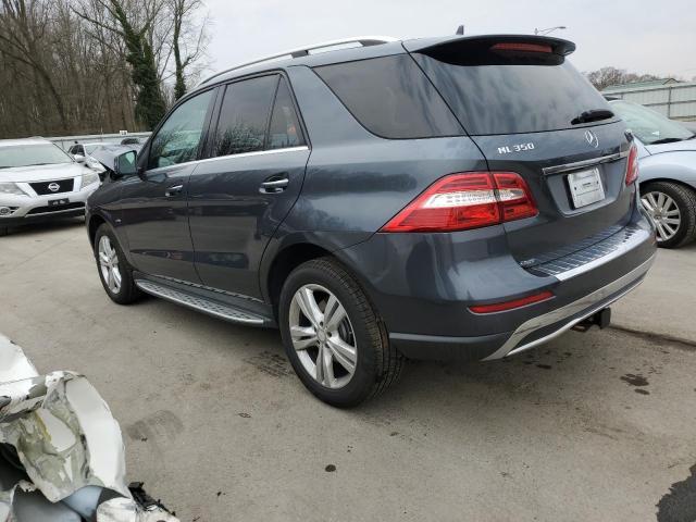 4JGDA5HBXCA068575 - 2012 MERCEDES-BENZ ML 350 4MATIC GRAY photo 2