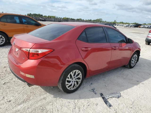 2T1BURHEXJC030762 - 2018 TOYOTA COROLLA L RED photo 3