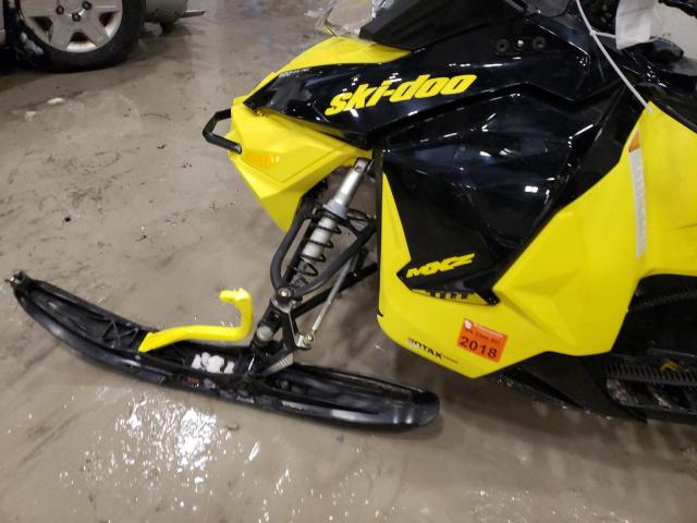 2BPSUEGA4GV000096 - 2016 SKI DOO MXZ TNT YELLOW photo 9