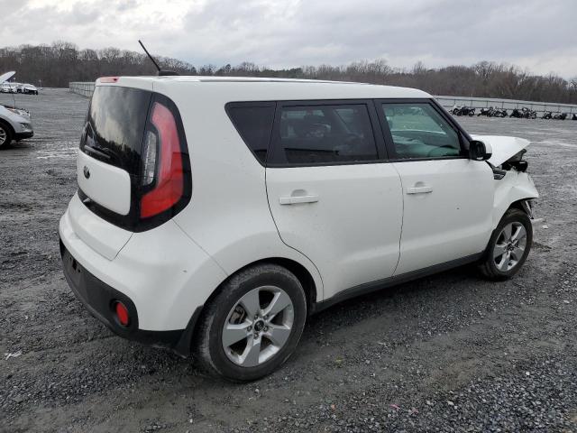 KNDJN2A23K7913119 - 2019 KIA SOUL SILVER photo 3