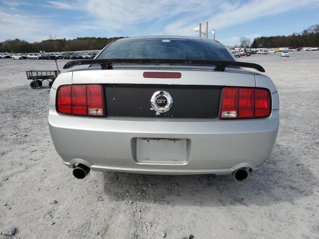 1ZVFT82H465150432 - 2006 FORD MUSTANG GT SILVER photo 6