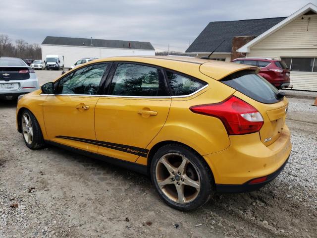 1FAHP3N20CL328893 - 2012 FORD FOCUS TITANIUM YELLOW photo 2