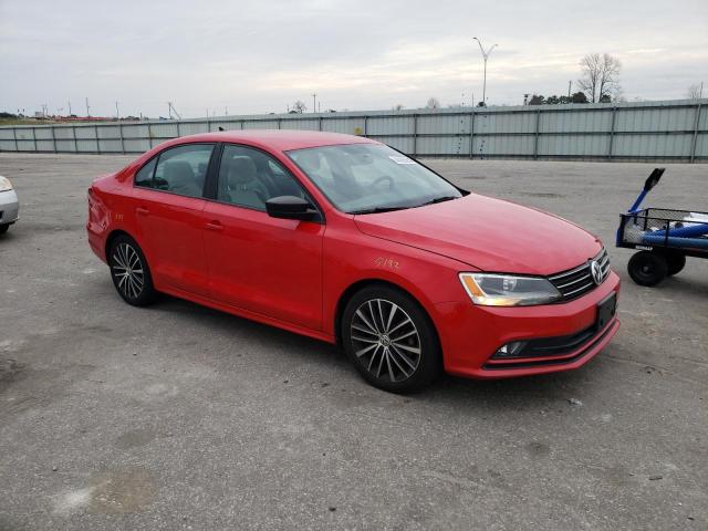 3VWD17AJ9GM362895 - 2016 VOLKSWAGEN JETTA SPORT RED photo 4