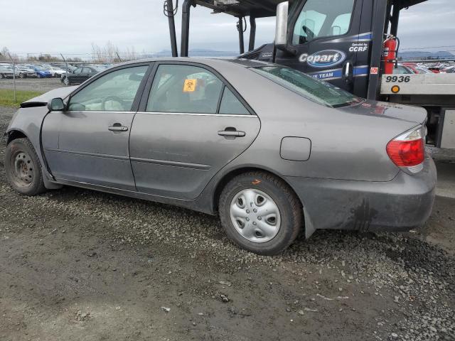 JTDBE32K853031562 - 2005 TOYOTA CAMRY LE GRAY photo 2