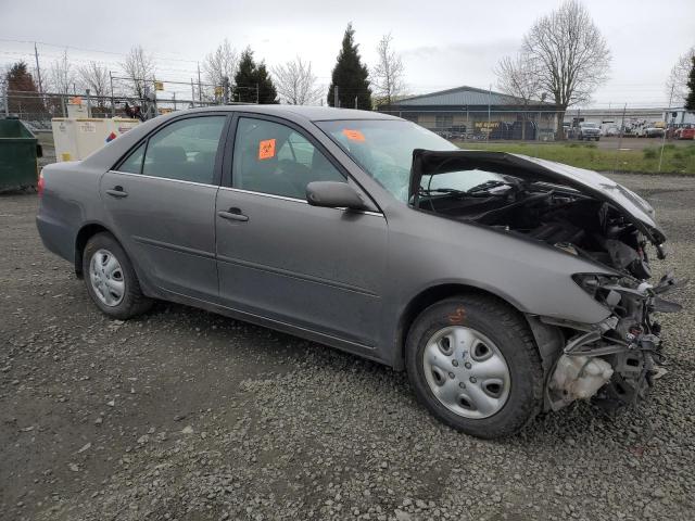 JTDBE32K853031562 - 2005 TOYOTA CAMRY LE GRAY photo 4