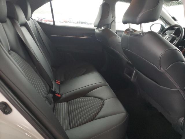 4T1G11AK8PU142287 - 2023 TOYOTA CAMRY SE NIGHT SHADE WHITE photo 10