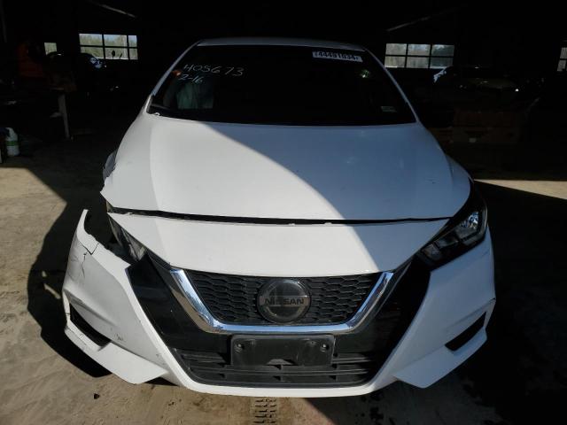 3N1CN8DV3LL917513 - 2020 NISSAN VERSA S WHITE photo 5