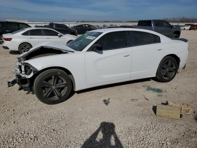 2C3CDXBG3KH670794 - 2019 DODGE CHARGER SXT WHITE photo 1