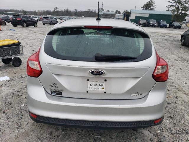 1FAHP3K26CL408266 - 2012 FORD FOCUS SE SILVER photo 6