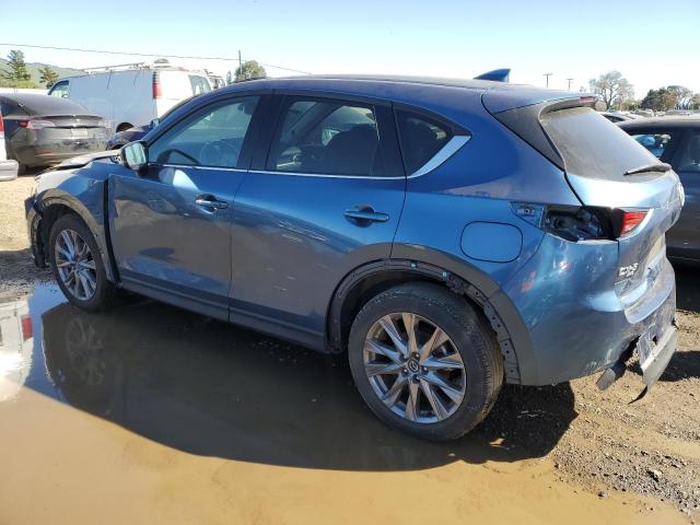 JM3KFBDMXM1375465 - 2021 MAZDA CX-5 GRAND TOURING BLUE photo 2