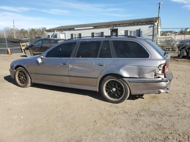 WBADP6334XBV60122 - 1999 BMW 528 IT AUTOMATIC GRAY photo 2