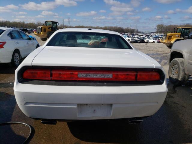 2C3CDYAGXCH217443 - 2012 DODGE CHALLENGER SXT WHITE photo 6