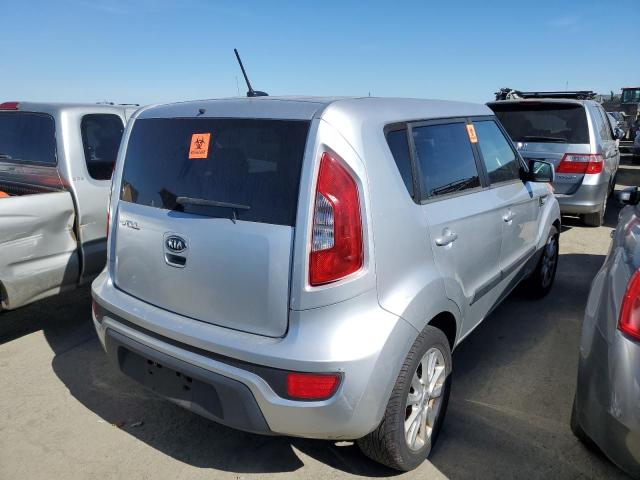 KNDJT2A50C7358616 - 2012 KIA SOUL SILVER photo 3