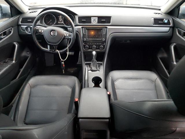 1VWDT7A31HC042145 - 2017 VOLKSWAGEN PASSAT R-LINE Silber Foto 8