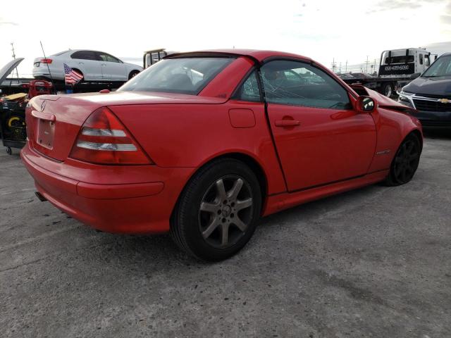 WDBKK49F61F208379 - 2001 MERCEDES-BENZ SLK 230 KOMPRESSOR RED photo 3