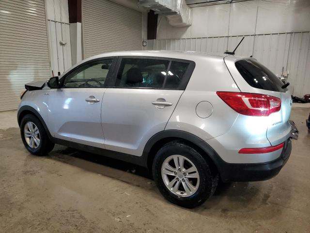 KNDPBCA26B7047733 - 2011 KIA SPORTAGE LX SILVER photo 2