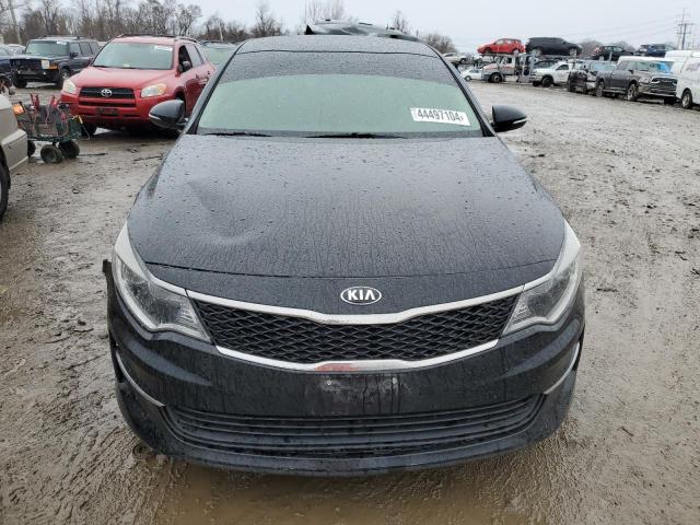 5XXGT4L3XJG220135 - 2018 KIA OPTIMA LX BLACK photo 5