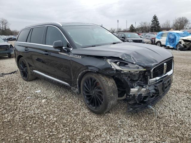 5LM5J7XC6NGL06025 - 2022 LINCOLN AVIATOR RESERVE Czarny zdjęcie 4