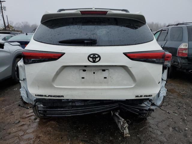 5TDGZRBHXLS034847 - 2020 TOYOTA HIGHLANDER XLE WHITE photo 6