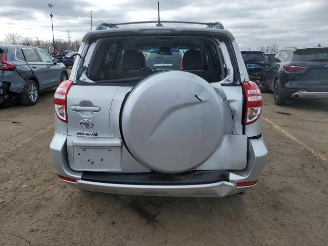 2T3BF4DV7CW256432 - 2012 TOYOTA RAV4 SILVER photo 6