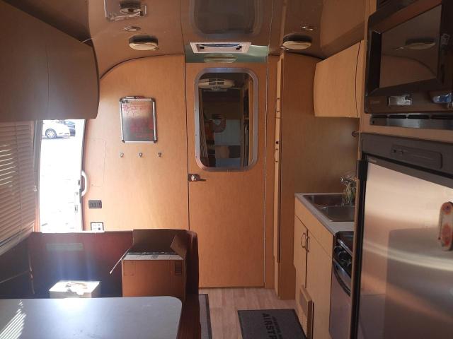 1STK9AG229J523623 - 2009 AIRS TRAVELTRAI 银色 照片 8