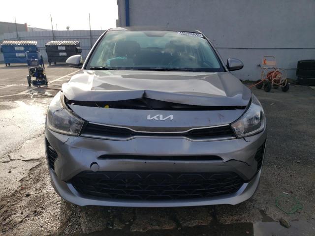 3KPA24AD8NE473778 - 2022 KIA RIO LX SILVER photo 5